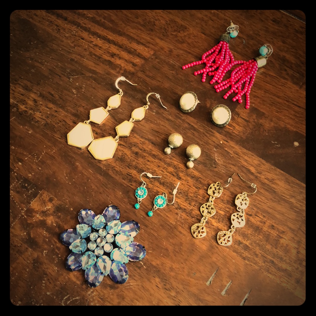 Earring/Brooch Bundle!